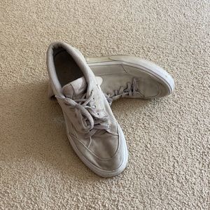 Nike Canvas Sneakers